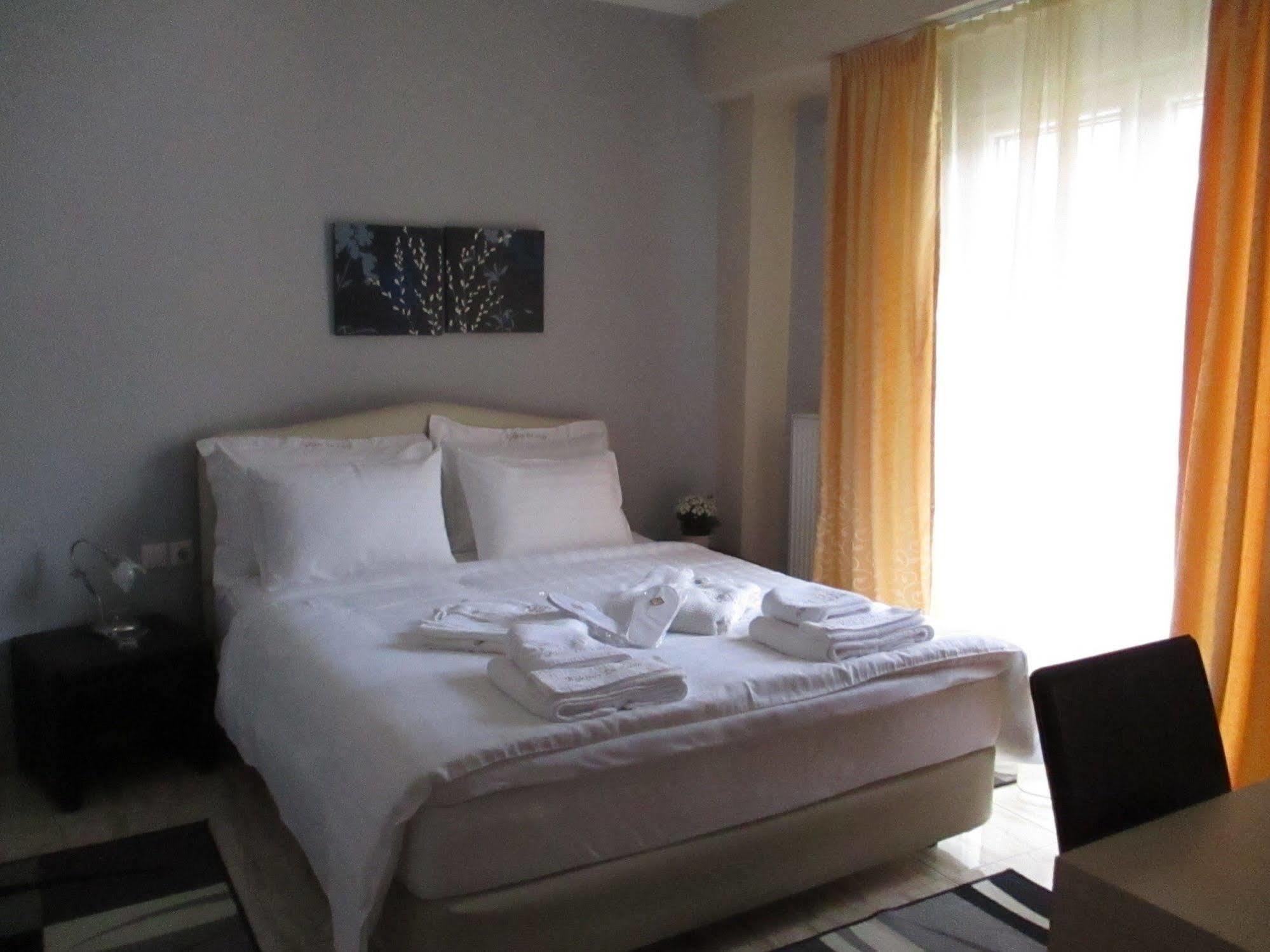 Kyknos De Luxe Suites & Rooms Кастория Экстерьер фото